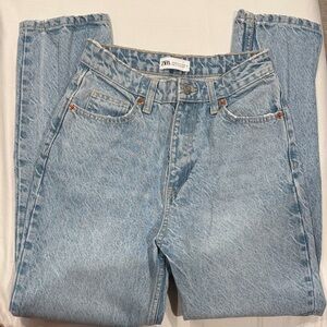 Zara Women’s Denim Blue Straight Jeans